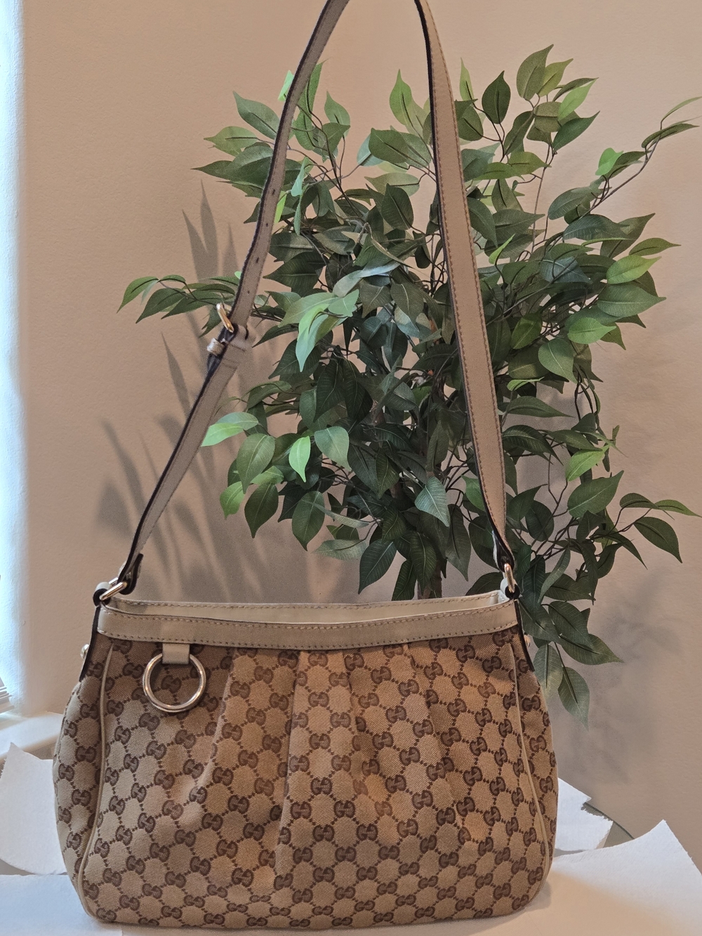Gucci GG Canvas Sukey Shoulder Bag 296834 Beige Leather With Certificate Of AUTH - Picture 10 of 17